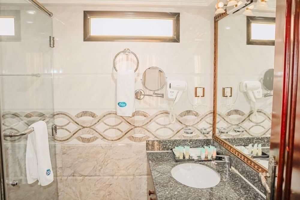 Palma Beach Resort and Spa Villa, 3 Bedrooms, Pool View 5