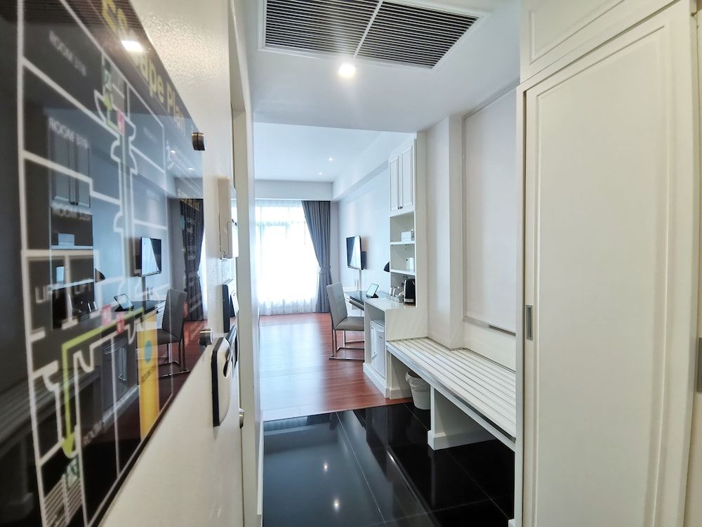 The Bless Hotel and Residence Premier Room 4