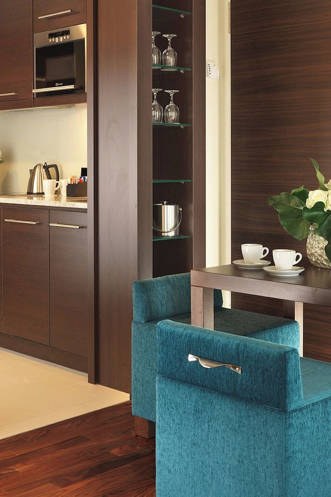 Residence Inn by Marriott Munich City East Comfort Studio, 1 Queen Bed, City View 7