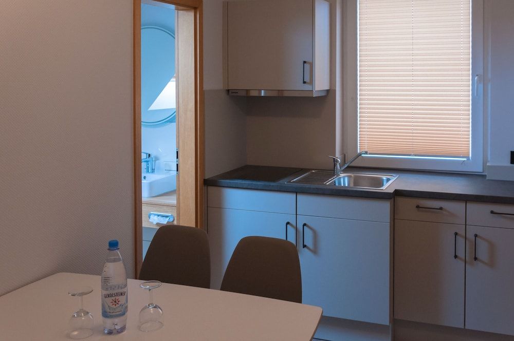 Lindenhof Hotel Garni Family Room 2