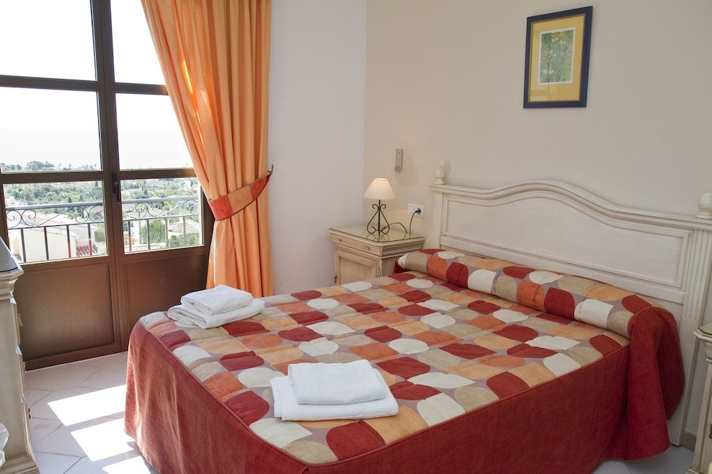 Apartamentos El Toro Apartment, 2 Bedrooms (6 pax) 3