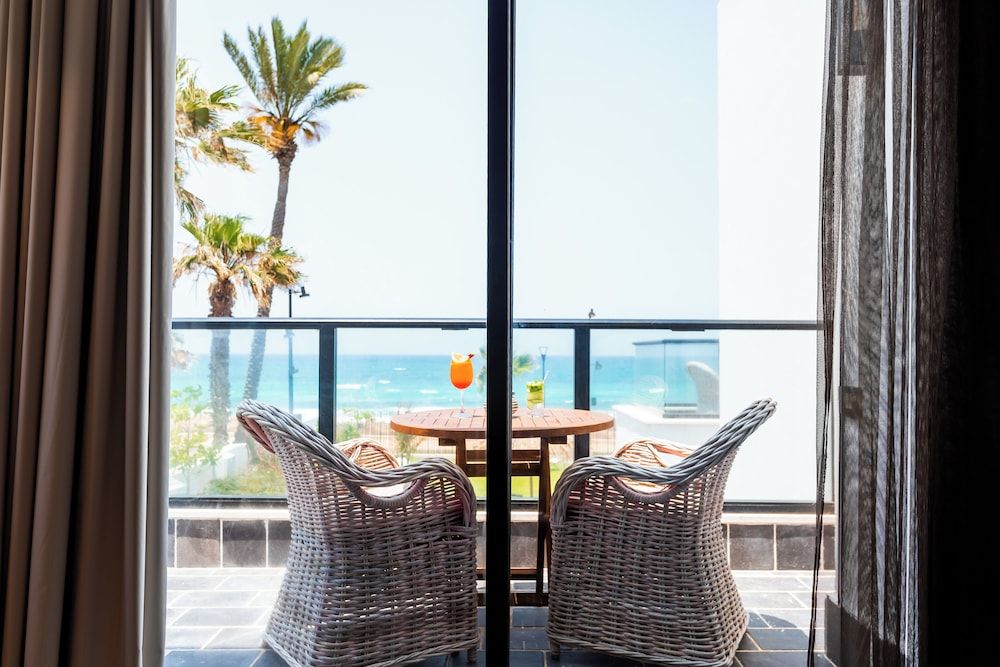 Premium Terrace Suite.