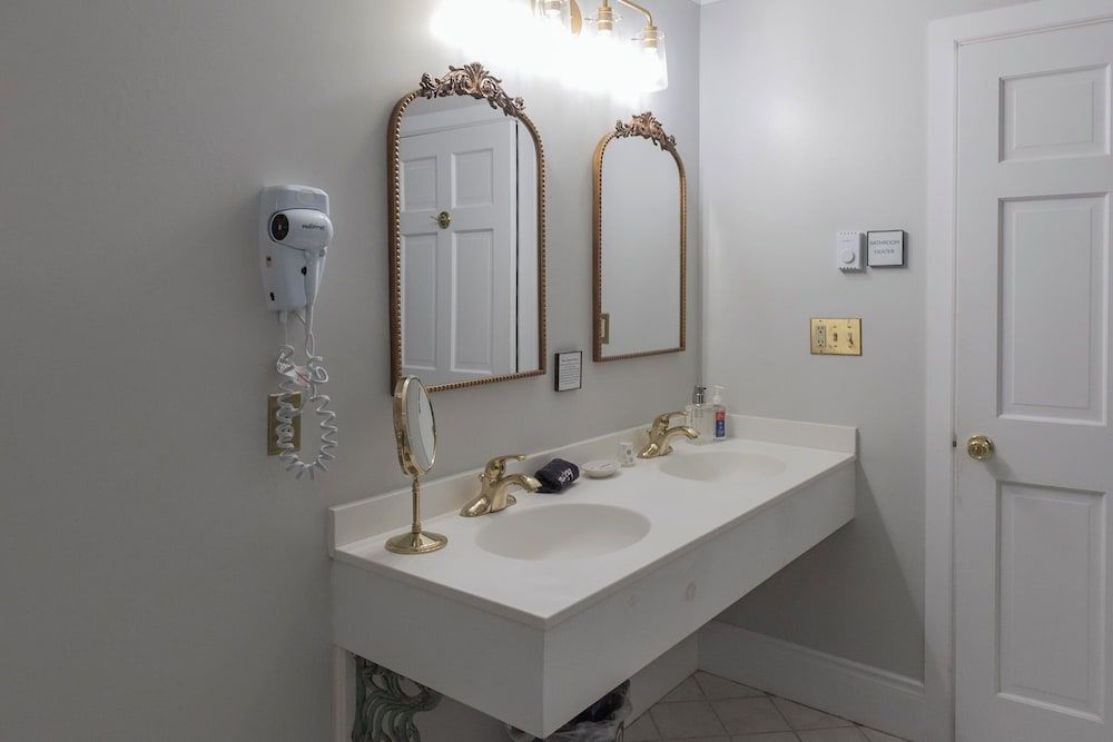 William Henry Miller Inn The Garner Suite 4