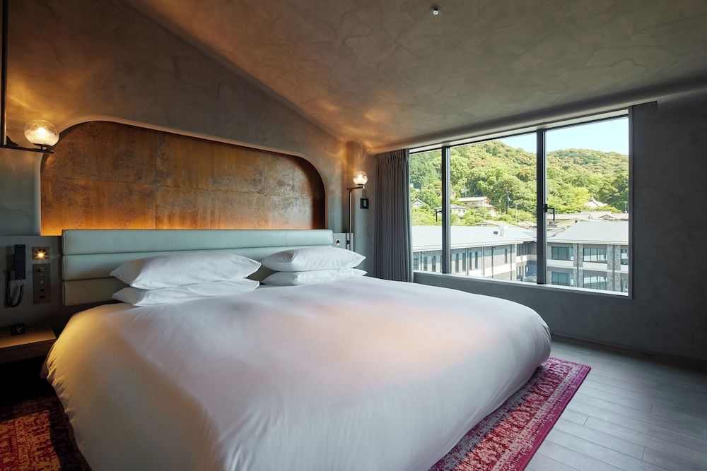 Okazaki Suite, Non Smoking