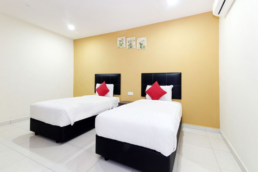 Central Hotel Standard Twin Room 3