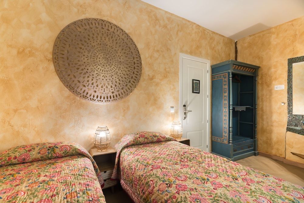 Artistic B&B Economy Double or Twin Room 17