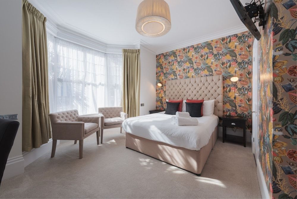 Florence Suite Hotel & Restaurant Executive King Room with Shower 5