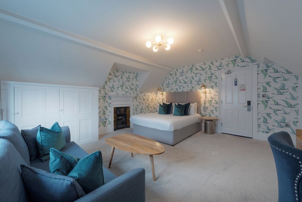 Florence Suite Hotel & Restaurant Family Room for 4 2