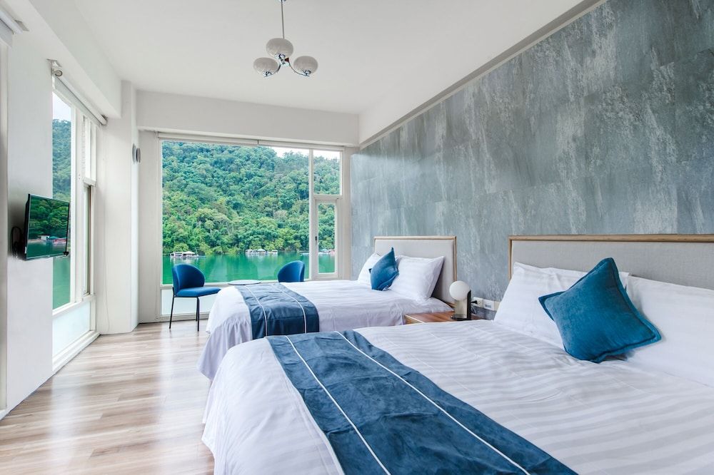 Shui Yang Lakeview House with Elevator Superior Quadruple Room, Lake View 3