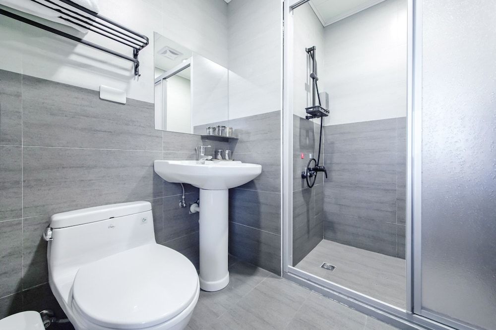 Shui Yang Lakeview House with Elevator Quadruple Room, Lake View 12