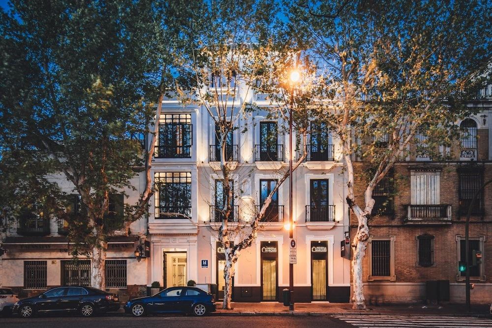 undefined Uma Suites Parada del Marqués 5