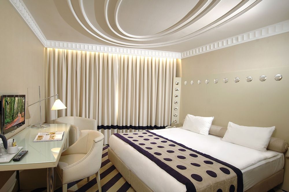 Taxim Hill Hotel Standard Room