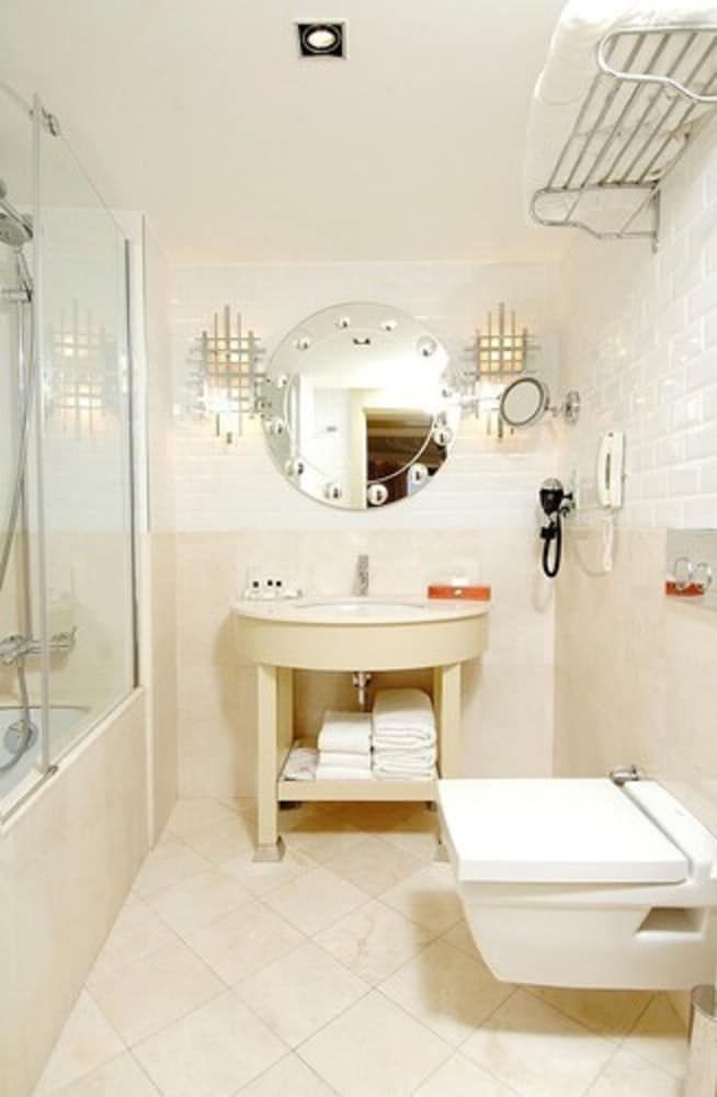 Taxim Hill Hotel Standard Room 7