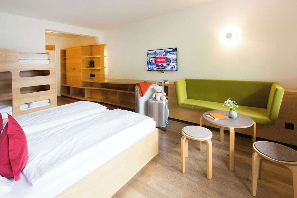 Hotel Mateera Family Room (FAM 1)