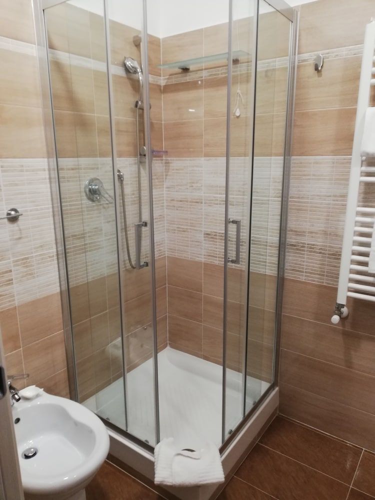 undefined Garden's Elide 10