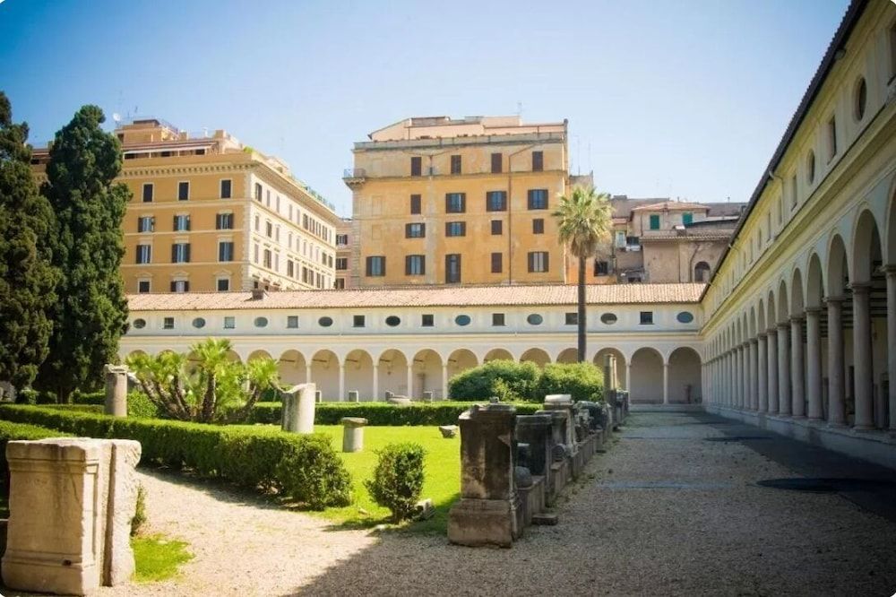 undefined Garden's Elide 6