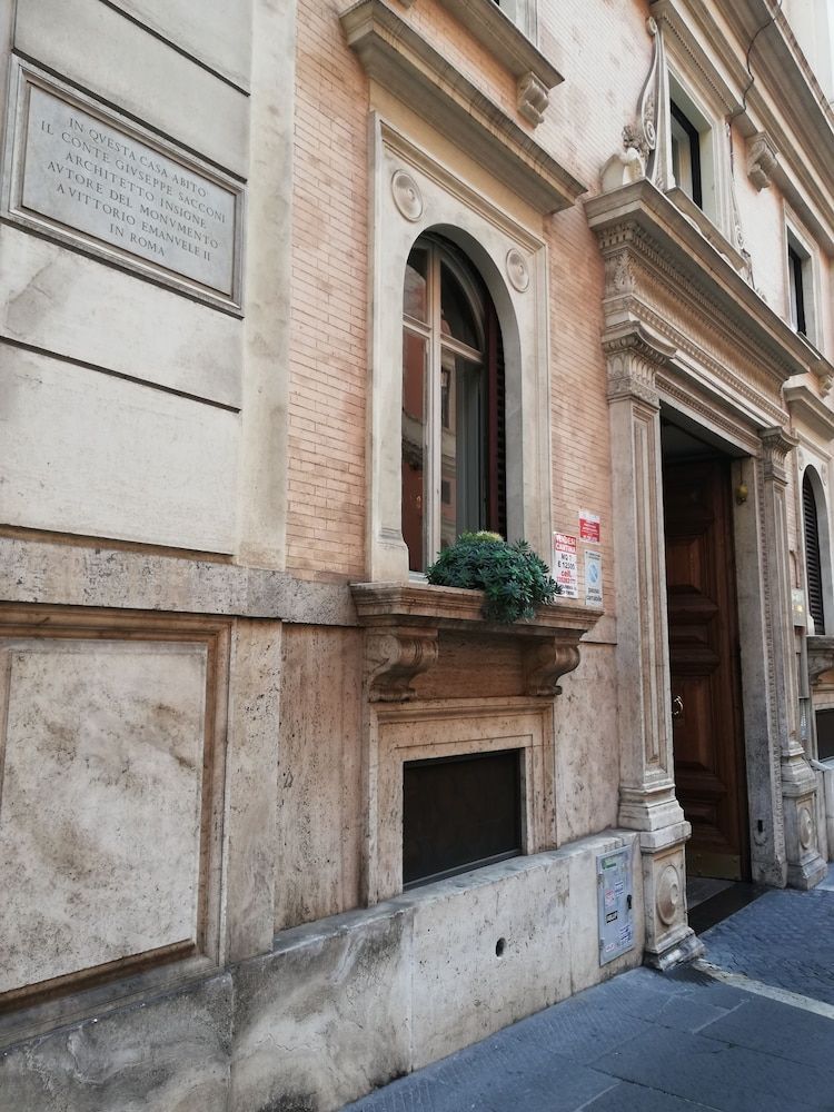 undefined Garden's Elide 5