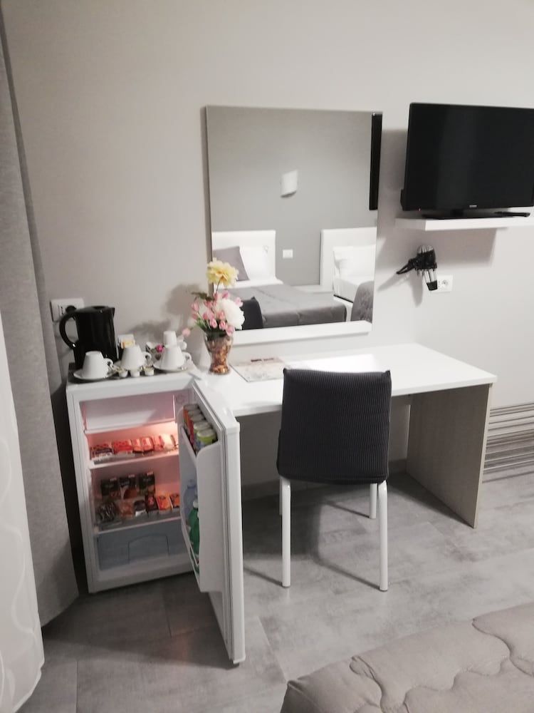 undefined Garden's Elide