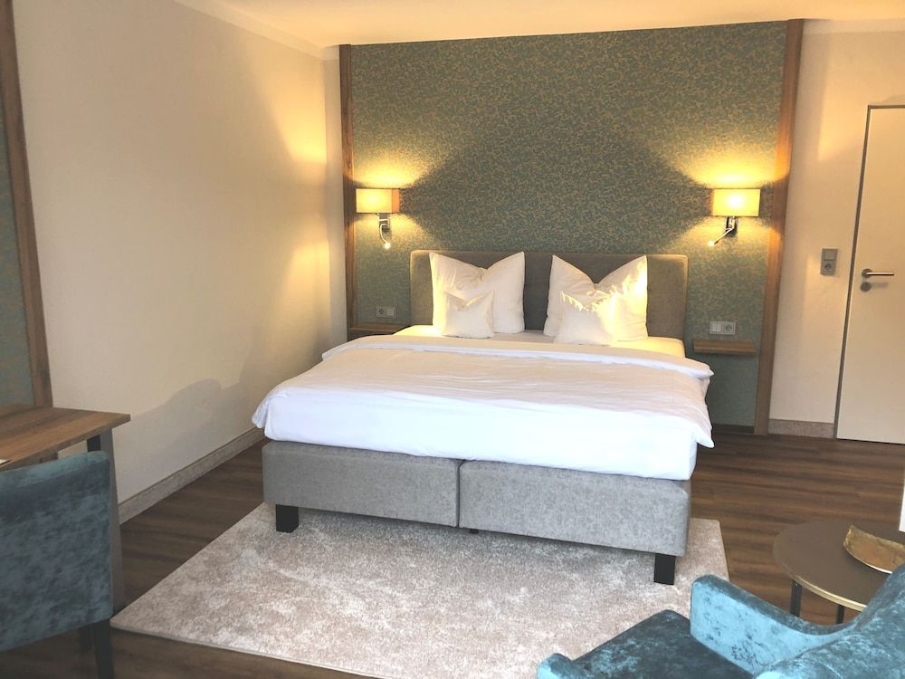 Hotel zur Post Premium Double Room Single Use 3