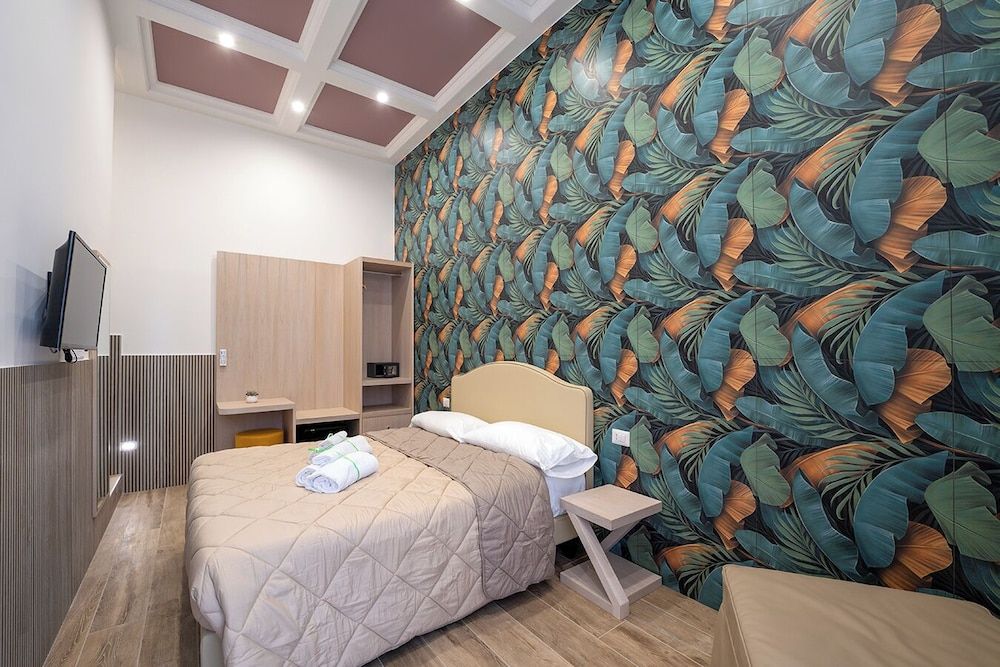 Junior Room, 1 Bedroom, City View, Annex Building (via GUGLIELMO san felice 24 , 5 floor)