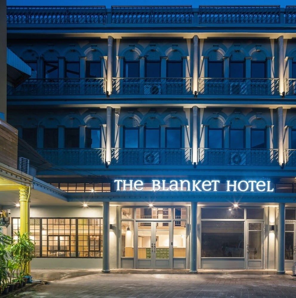 undefined The Blanket Hotel 2