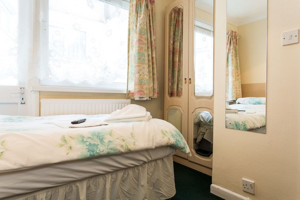 The Glendeveor Single Room