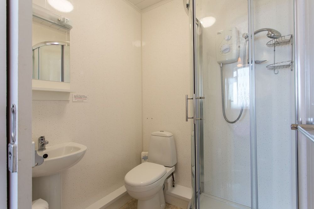 The Glendeveor Double Room, Sea View (Small) 9