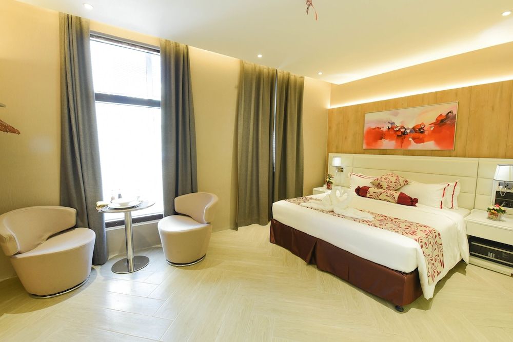 Executive Room
