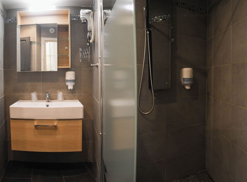 Hotel Du Palais Bastia Centre Family Room 4