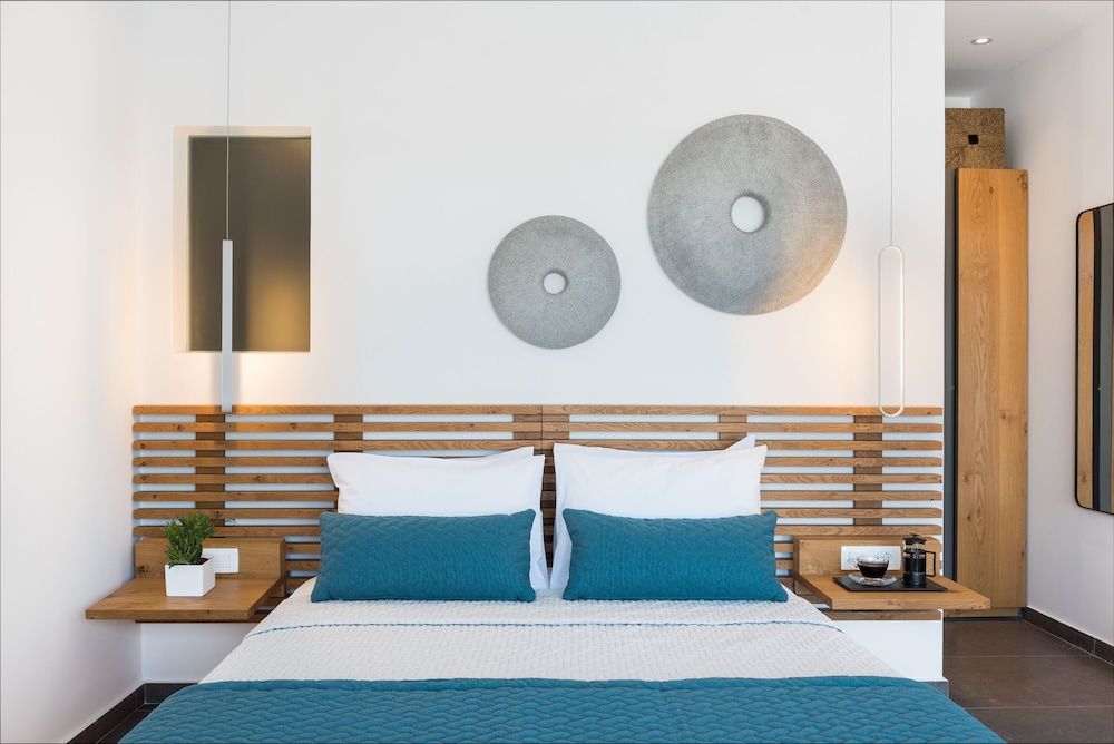 Volcanic Arc Suites Junior Suite 5