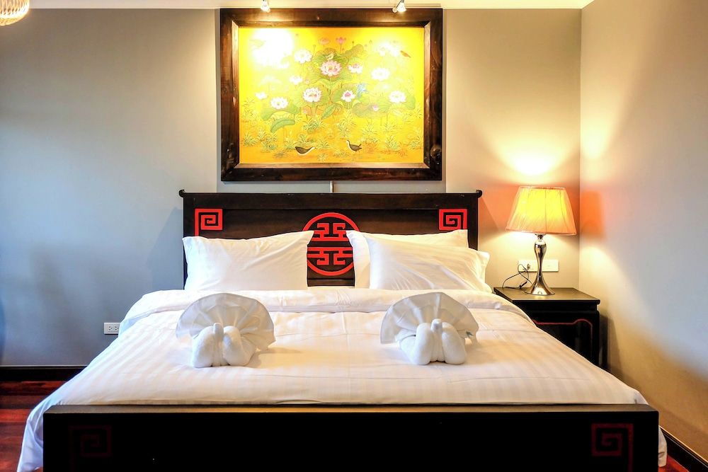 Siri Heritage Bangkok Hotel Classic Double Room, 1 King Bed, Accessible, Non Smoking 7