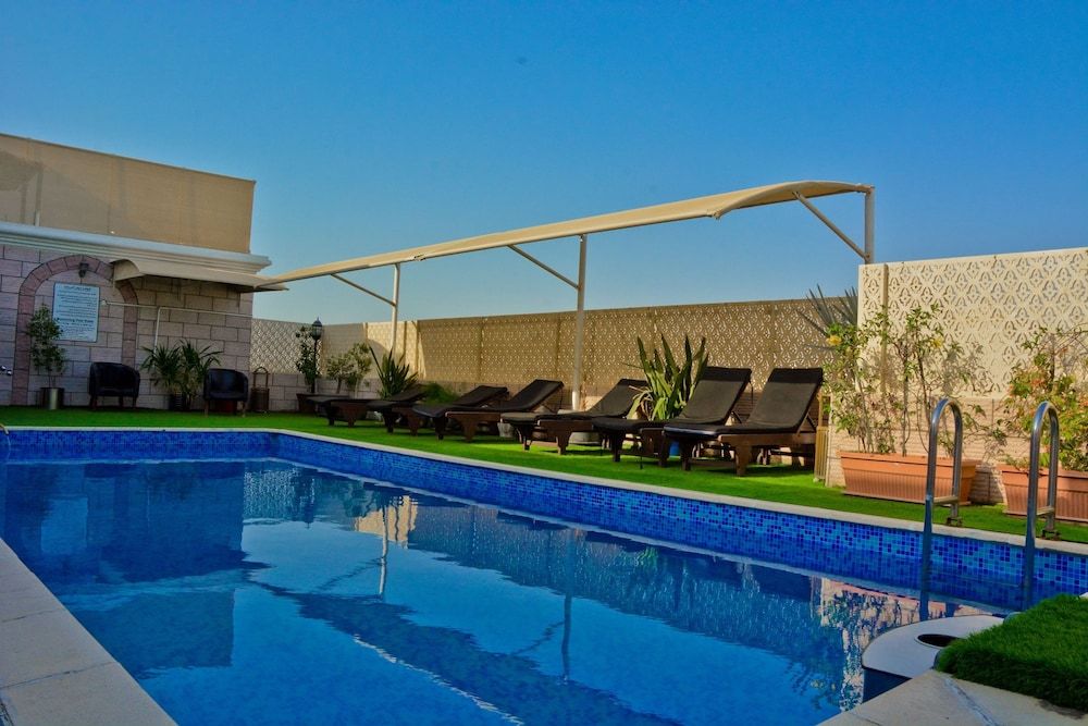 Rooftop pool