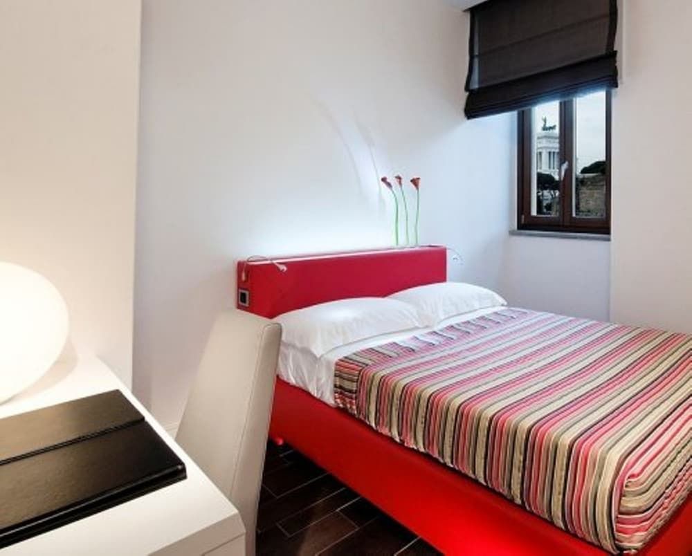 undefined Hotel De Rome 2