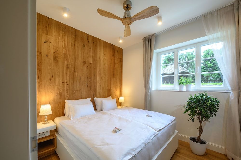 Luxury Apartment, Garden View
