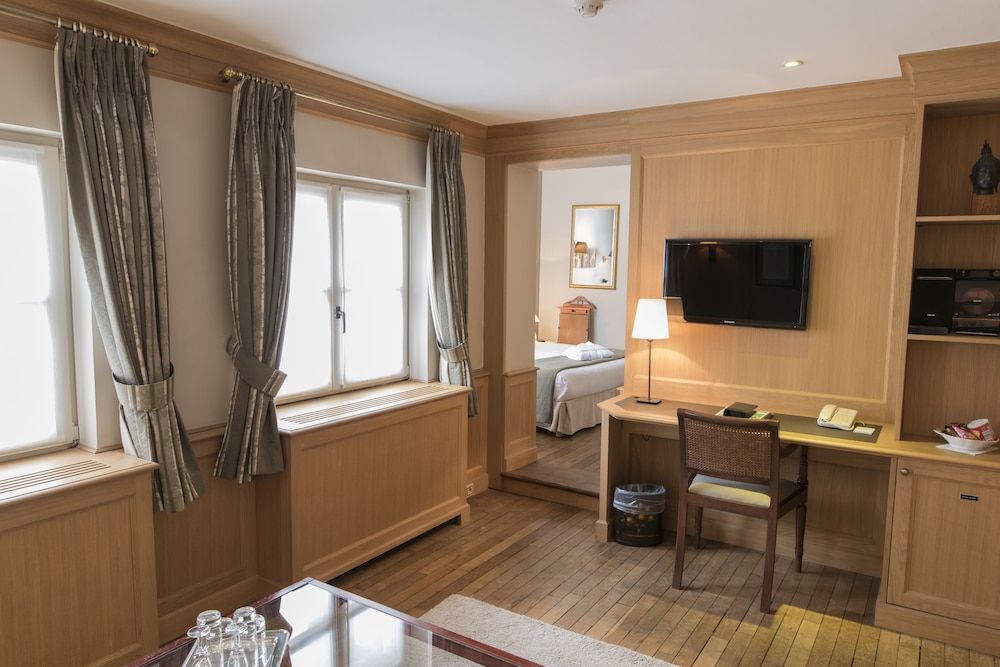 Junior Suite