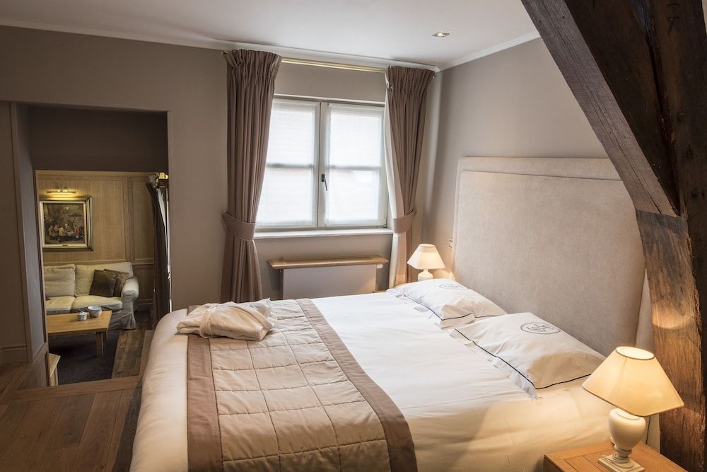 Hotel le Dixseptième Suite 5