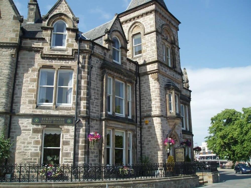 undefined Strathness House 8