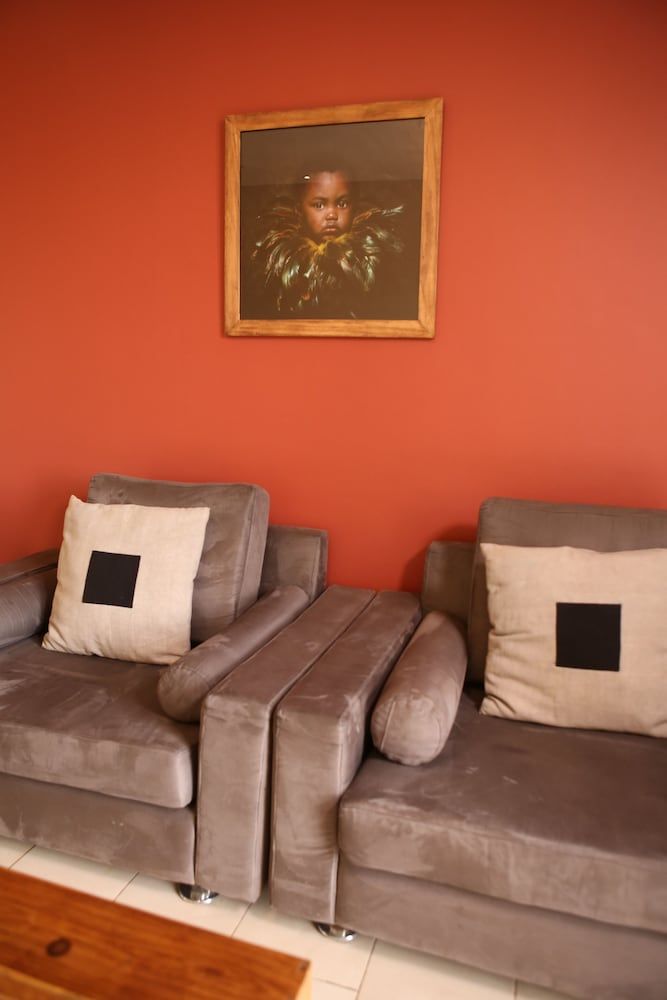 Au Bord De L'Eau Superior Suite 11