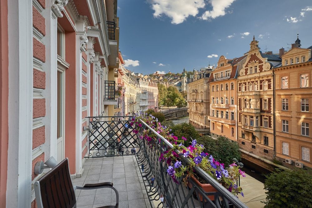 Salvator Hotel Karlovy Vary Deluxe Double Room, Balcony 8