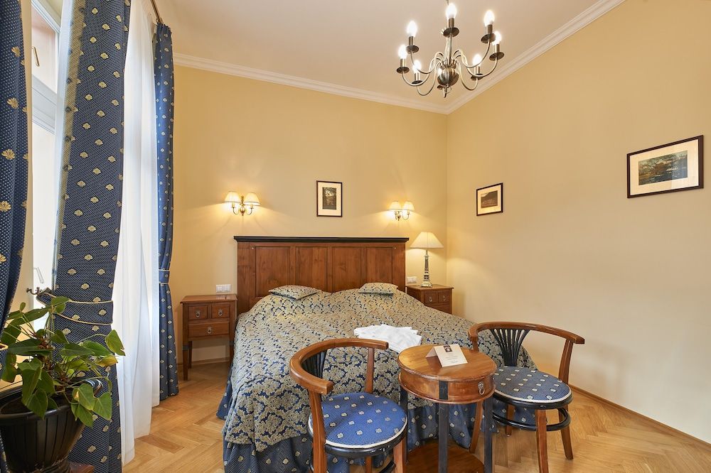 Salvator Hotel Karlovy Vary Superior Double Room 4
