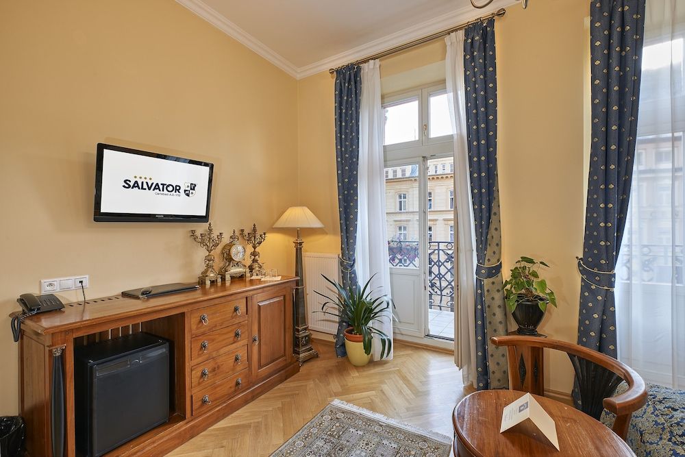 Salvator Hotel Karlovy Vary Deluxe Double Room, Balcony 3
