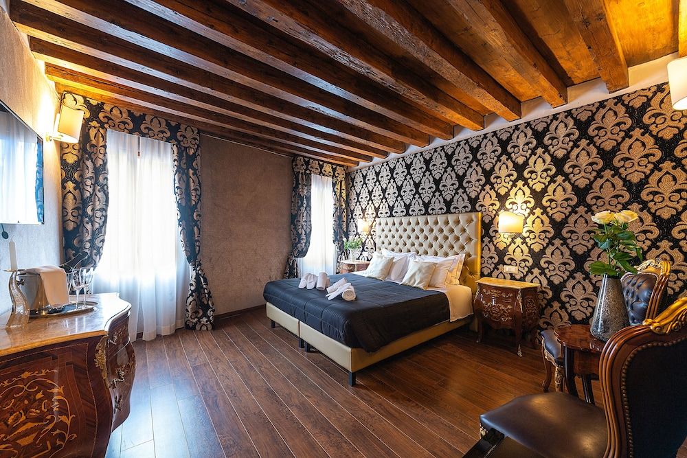 Domus Superior Superior Double or Twin Room, Canal View 12