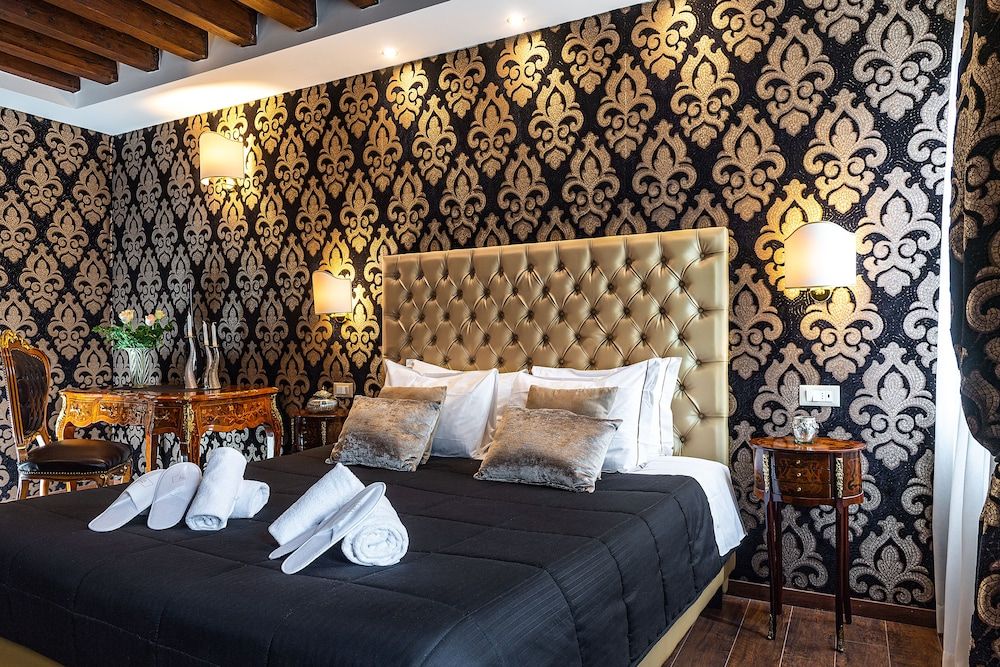 Domus Superior Superior Double or Twin Room, Canal View 13