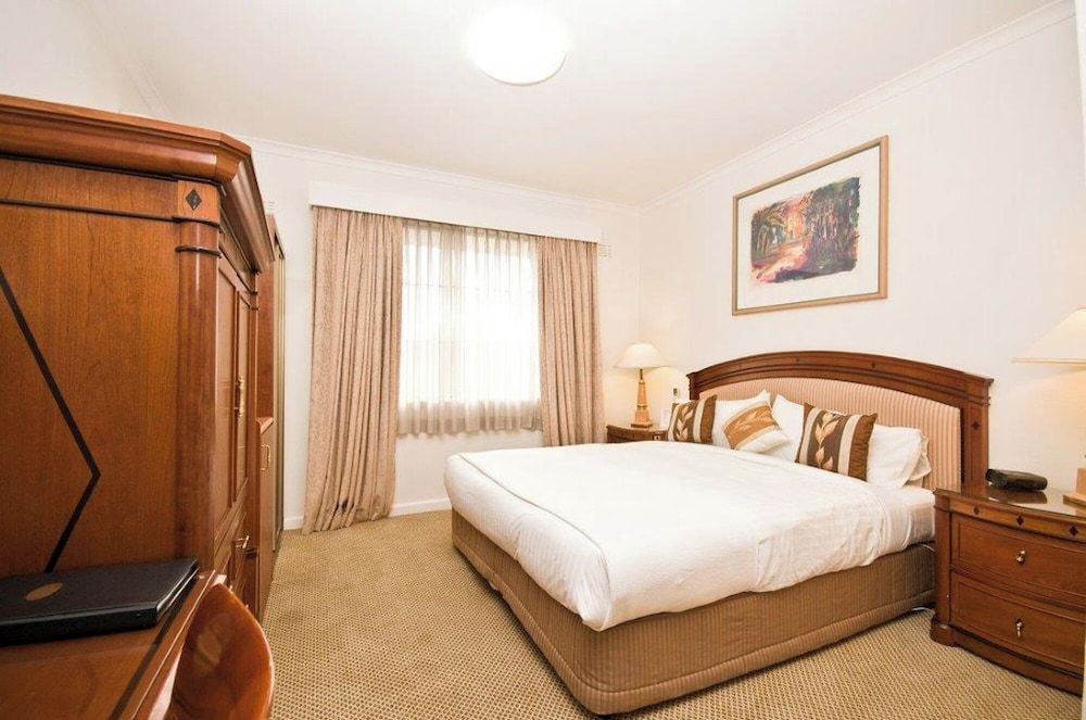 Country Plaza Queanbeyan Deluxe Room, 1 King Bed 5