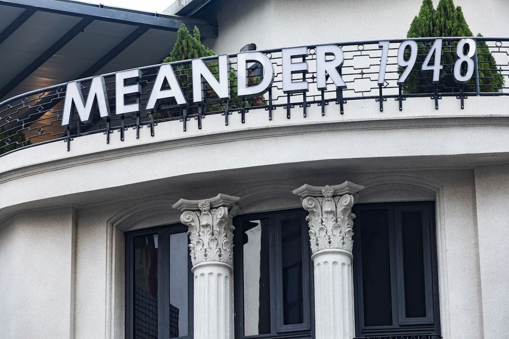 undefined MEANDER 1948