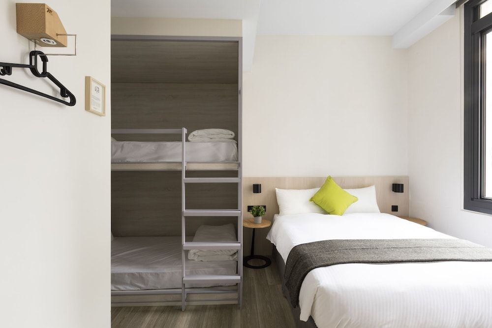 undefined MEANDER 1948 3