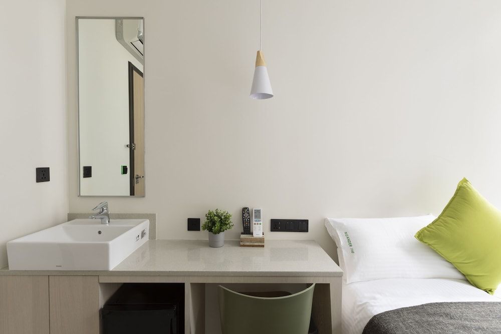 MEANDER 1948 Economy Double room shared bathroom 2