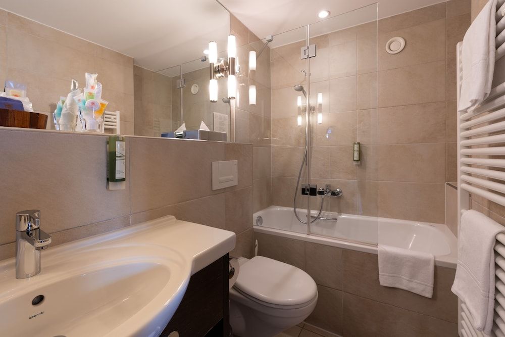 Hotel Krebs Standard Twin Room 8