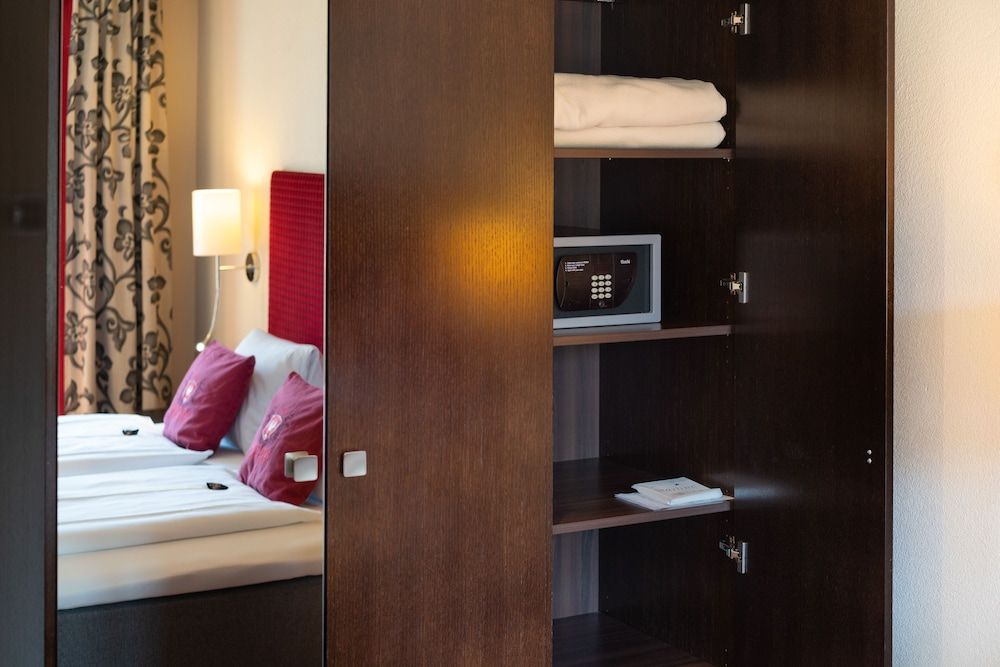 Hotel Krebs Standard Twin Room 5