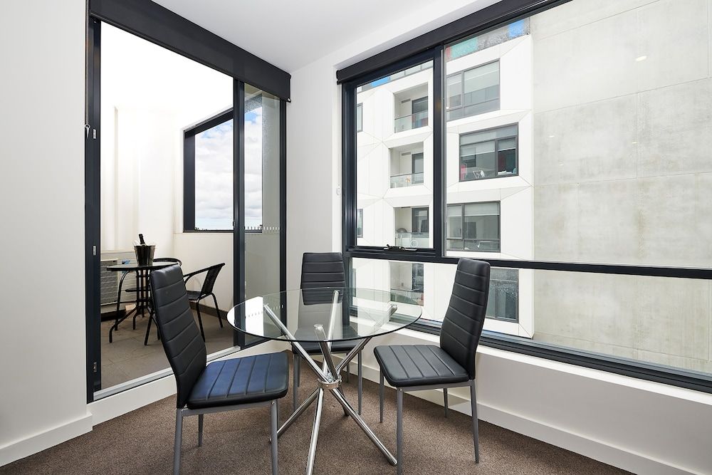 Melbourne Knox Central Apartment Hotel Standard One Bedroom Apartment 5